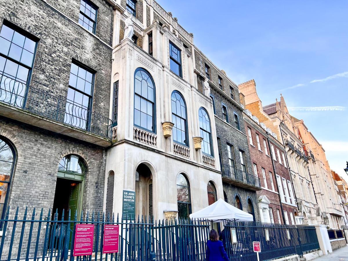 Superior Entire Apartment Between St Pauls Cathedral And Covent Garden London Eksteriør bilde