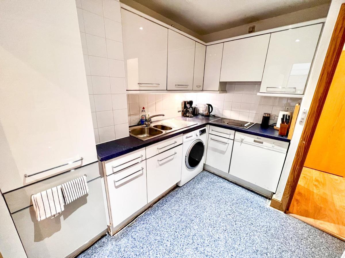 Superior Entire Apartment Between St Pauls Cathedral And Covent Garden London Eksteriør bilde