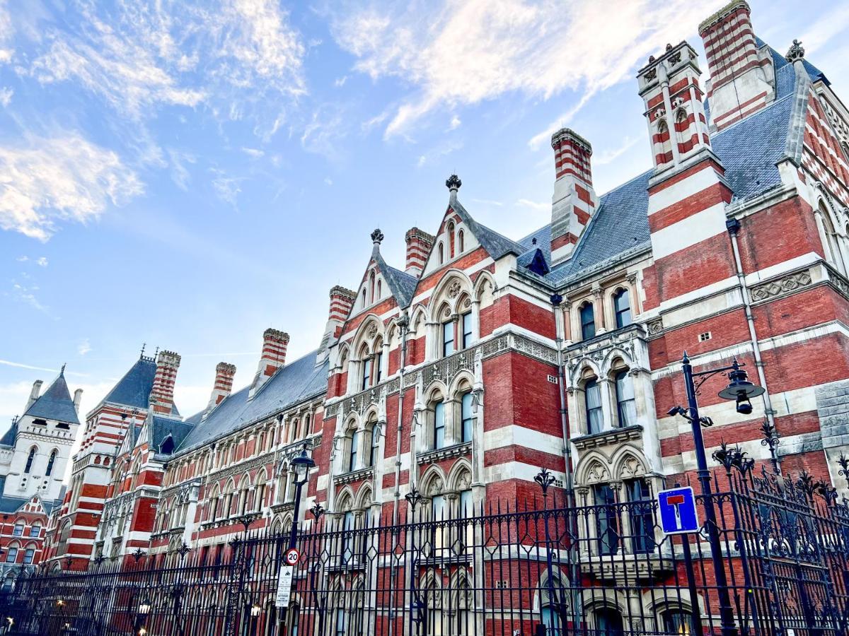 Superior Entire Apartment Between St Pauls Cathedral And Covent Garden London Eksteriør bilde