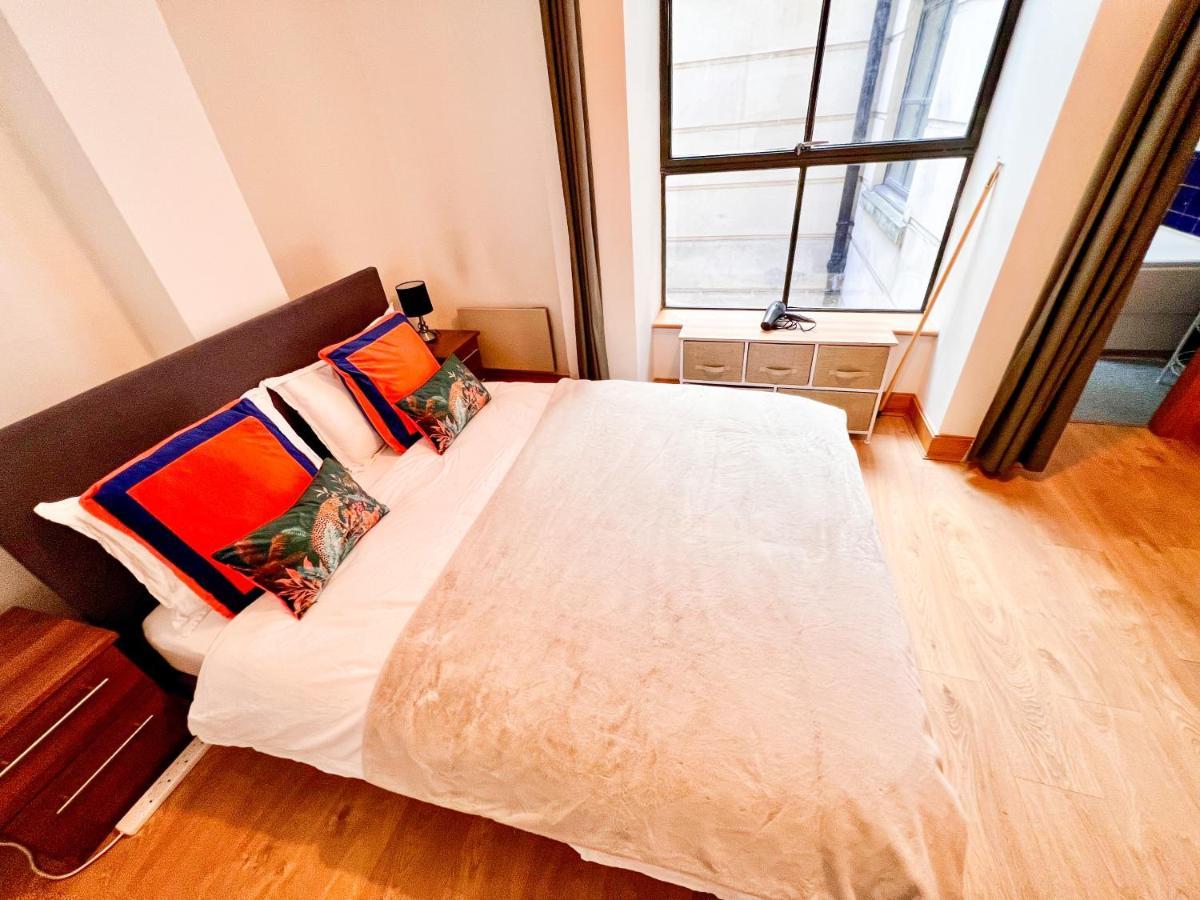 Superior Entire Apartment Between St Pauls Cathedral And Covent Garden London Eksteriør bilde