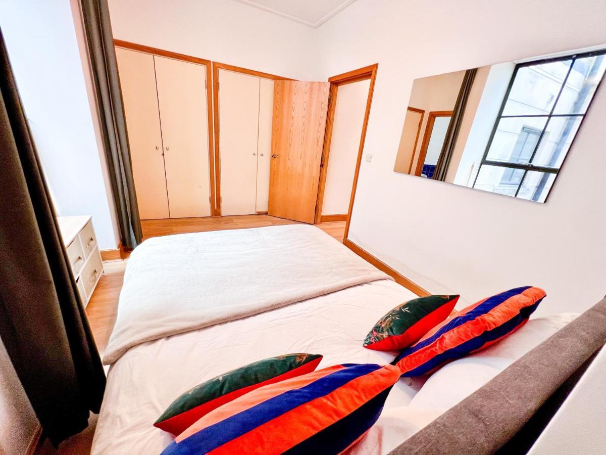 Superior Entire Apartment Between St Pauls Cathedral And Covent Garden London Eksteriør bilde