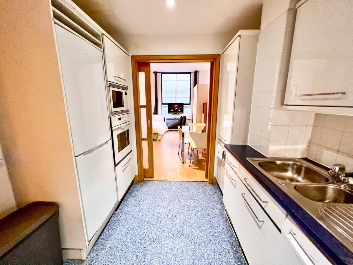Superior Entire Apartment Between St Pauls Cathedral And Covent Garden London Eksteriør bilde