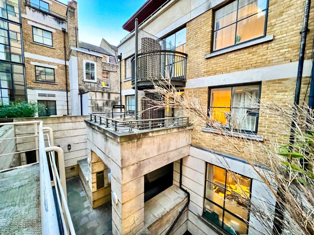 Superior Entire Apartment Between St Pauls Cathedral And Covent Garden London Eksteriør bilde